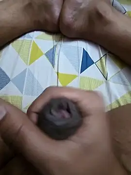 BisexualDaddy30 online show from April 3, 8:01 am