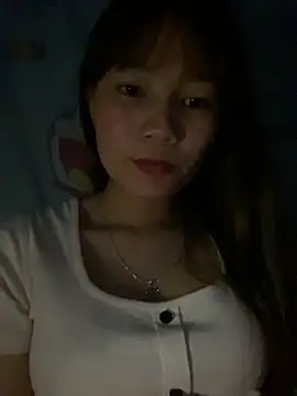 Snapshot of -Eidieea- chatting on March 20, 2:33 pm -Eidieea- online show from March 20, 2:33 pm