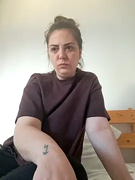 Arya Malone online show from May 18, 7:14 am