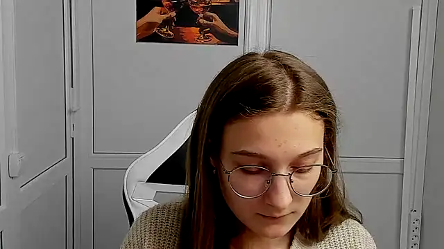 Mia kristal online show from April 3, 12:58 pm