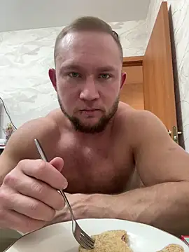 RUS208 online show from March 18, 6:55 pm