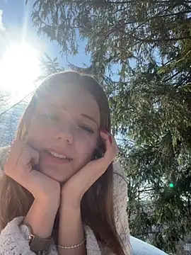 SophiaWestend online show from March 21, 9:47 am