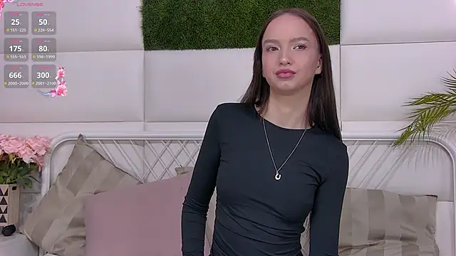 MonaHicks online show from March 27, 6:51 pm