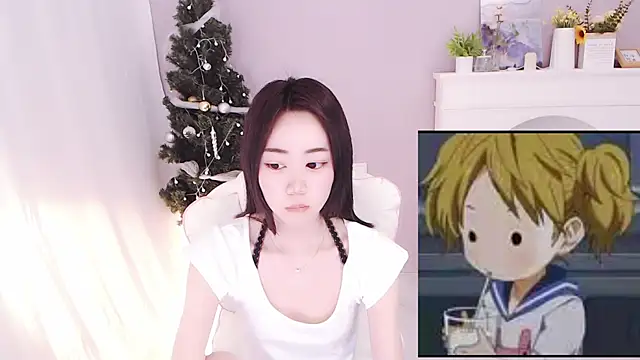 Snapshot of hall-33 chatting on March 25, 1:11 am hall-33 online show from March 25, 1:11 am