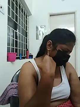 Snapshot of tamil_manjalmaami chatting on May 26, 1:40 pm tamil manjalmaami online show from May 26, 1:40 pm