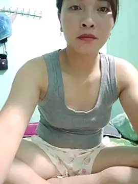 Phuongmyy online show from June 8, 2:06 pm
