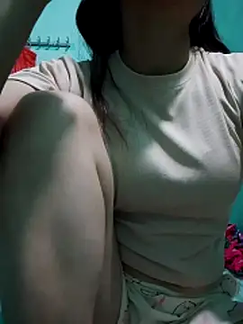 Phuongmyy online show from June 11, 2:04 pm