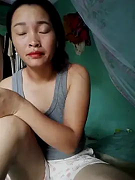 Phuongmyy online show from July 6, 2:30 am