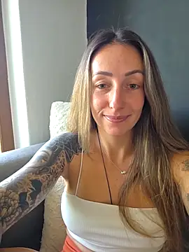 NicoleKaiser online show from May 13, 7:28 am