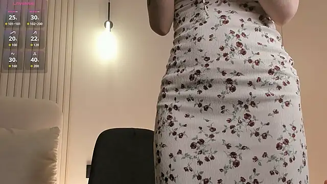 sieena xi online show from April 2, 3:04 am