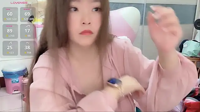 Snapshot of hongyoutou chatting on April 5, 2:58 pm hongyoutou online show from April 5, 2:58 pm