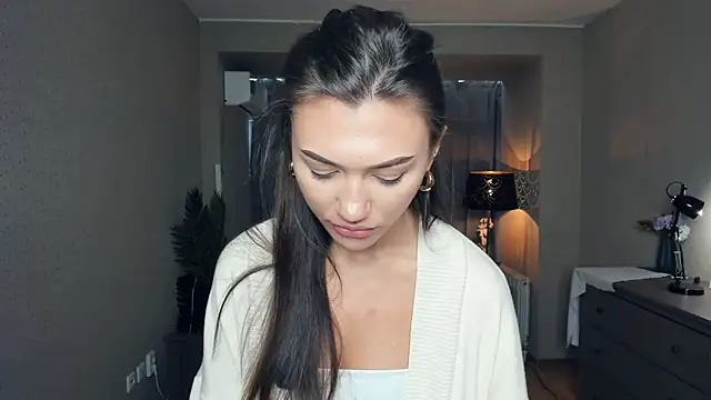 Snapshot of SookBurdin chatting on April 2, 8:23 am SookBurdin online show from April 2, 8:23 am