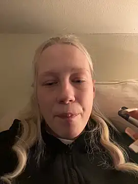 LeniMaria online show from March 27, 6:07 pm