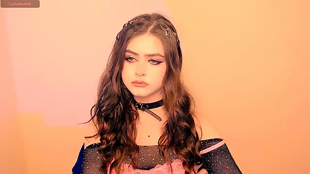 Snapshot of _LunnaBelle_ chatting on March 30, 9:16 pm LunnaBelle online show from March 30, 9:16 pm