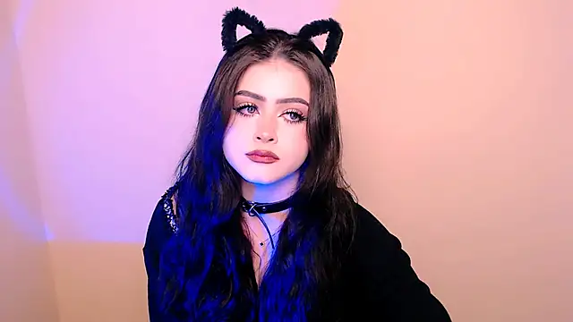  LunnaBelle  online show from May 21, 10:28 pm
