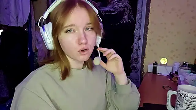 Snapshot of BelladeSimons chatting on March 30, 5:08 am BelladeSimons online show from March 30, 5:08 am