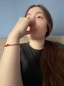 charmingggirl online show from May 14, 10:55 am