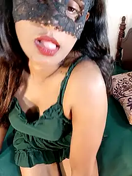 Snapshot of Kameeliya_ chatting on March 28, 8:08 pm Kameeliya online show from March 28, 8:08 pm