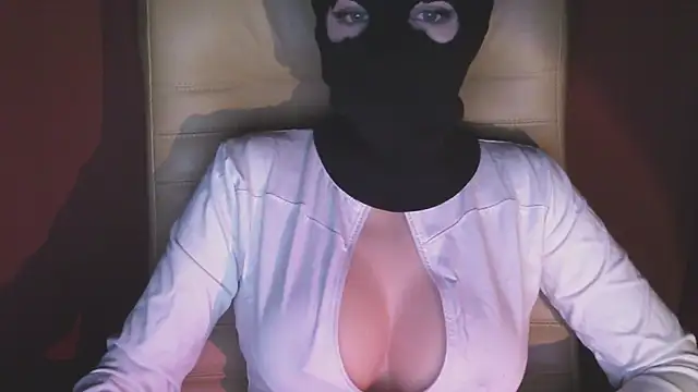 Snapshot of meow_miss chatting on March 24, 7:19 pm meow miss online show from March 24, 7:19 pm