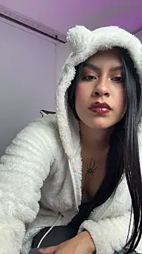 Snapshot of Kitty_Bloom1 chatting on March 27, 1:33 am Kitty Bloom1 online show from March 27, 1:33 am