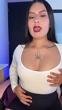 Snapshot of Kitty_Bloom1 chatting on March 31, 9:26 pm Kitty Bloom1 online show from March 31, 9:26 pm