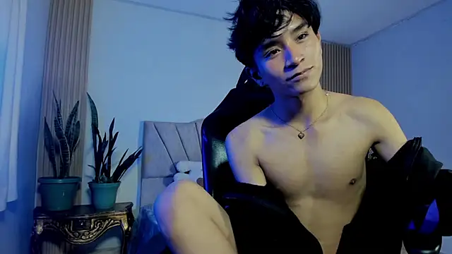 Snapshot of cococumps chatting on April 1, 12:39 pm cococumps online show from April 1, 12:39 pm