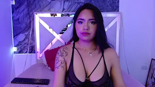 Snapshot of sweetbloomcs chatting on May 19, 8:59 pm sweetbloomcs online show from May 19, 8:59 pm