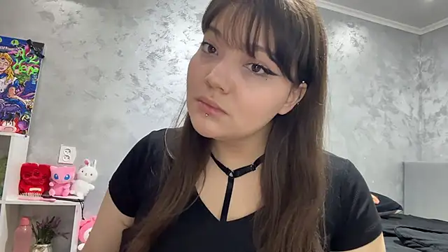 AlishaVelvet online show from April 4, 5:32 pm