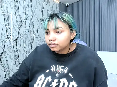 katteyes 20 online show from March 30, 8:32 pm