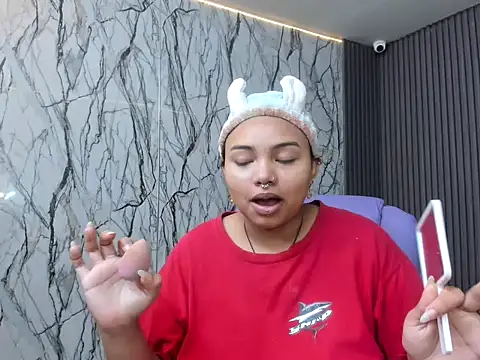 katteyes 20 online show from March 31, 8:42 pm