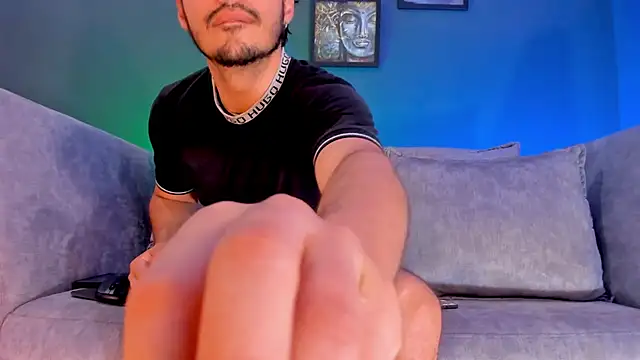 ReubenandScott online show from April 2, 11:46 pm