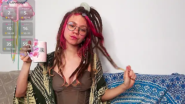 Rin Wolfy online show from March 30, 8:15 am