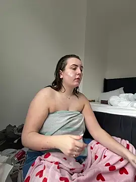 Snapshot of NaughtyNicolexxxx chatting on March 31, 10:15 am NaughtyNicolexxxx online show from March 31, 10:15 am