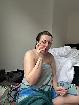 Snapshot of NaughtyNicolexxxx chatting on April 1, 11:44 am NaughtyNicolexxxx online show from April 1, 11:44 am