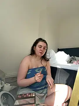 Snapshot of NaughtyNicolexxxx chatting on April 5, 9:39 am NaughtyNicolexxxx online show from April 5, 9:39 am