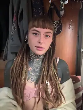 HornyHippy1 online show from May 8, 2:00 pm