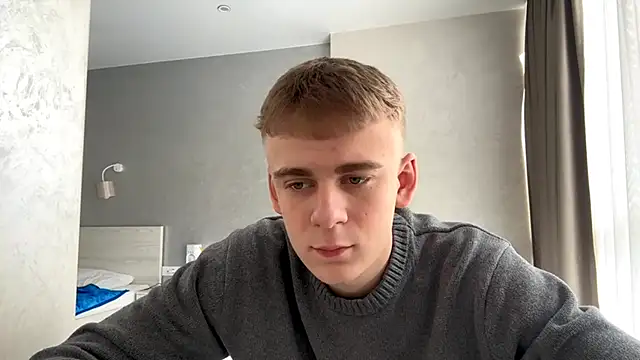 Snapshot of SoloFury chatting on April 24, 7:22 am SoloFury online show from April 24, 7:22 am