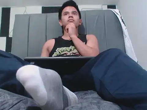 adonis latin 19 online show from May 12, 3:36 am