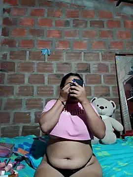 Snapshot of Katalinarodriguez chatting on March 21, 4:50 am Katalinarodriguez online show from March 21, 4:50 am