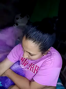 Snapshot of Katalinarodriguez chatting on April 2, 9:45 pm Katalinarodriguez online show from April 2, 9:45 pm