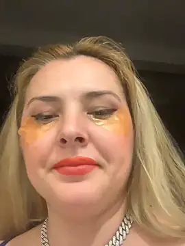 Snapshot of Maria3879 chatting on March 21, 1:54 am Maria3879 online show from March 21, 1:54 am