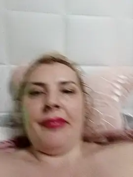 Snapshot of Maria3879 chatting on April 4, 12:42 am Maria3879 online show from April 4, 12:42 am