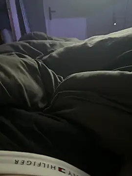 zoladj online show from April 6, 10:22 pm