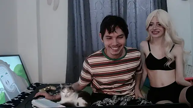 Fantasy-Dreams online show from May 12, 10:29 pm