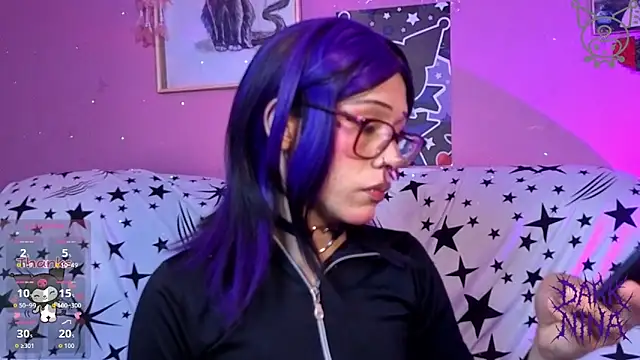 dark nina   online show from May 15, 2:40 am