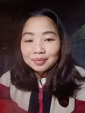 Huemy098 online show from May 10, 10:59 pm