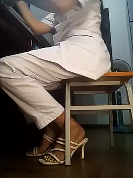 Cenderellaa online show from March 28, 11:26 pm