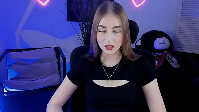 SparkleRoses online show from April 2, 1:42 pm