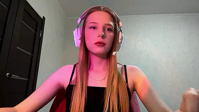 hikkiii online show from March 23, 12:36 am