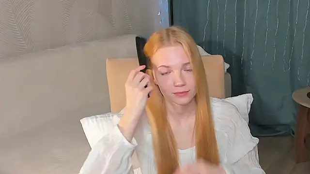 Snapshot of PetraRohal chatting on March 30, 7:20 am PetraRohal online show from March 30, 7:20 am